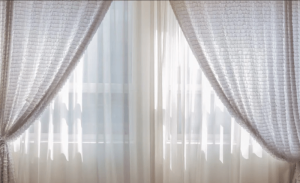 Read more about the article How to Put Two Layers of Curtains Together