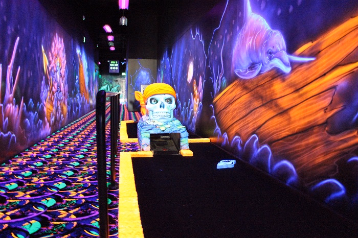 Why Visit Fat Cats Mesa