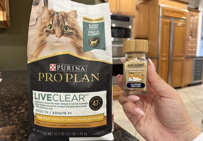 What is Purina LiveClear Cat Food 1